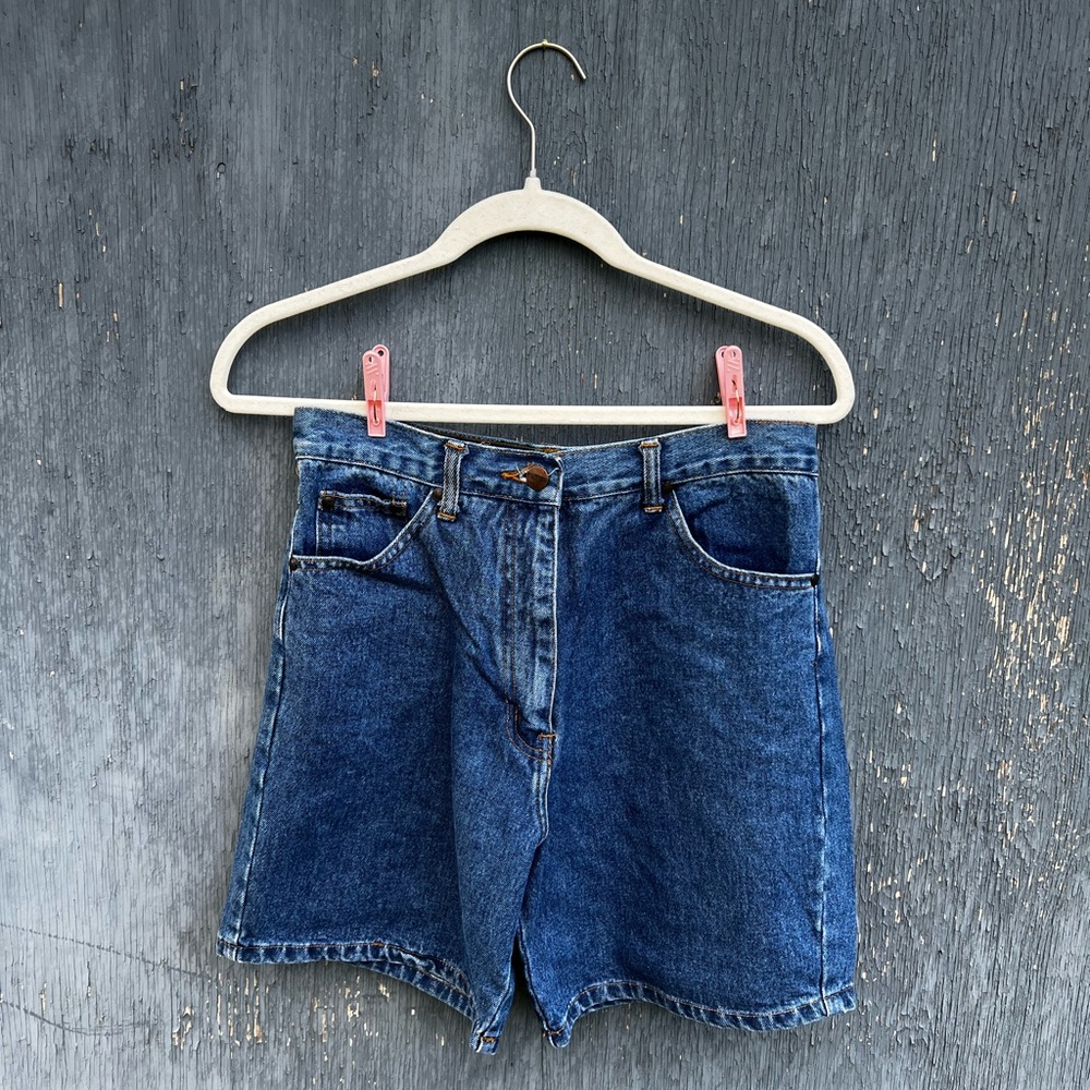 Blue Jean Shorts with Frayed Hem and High Waist